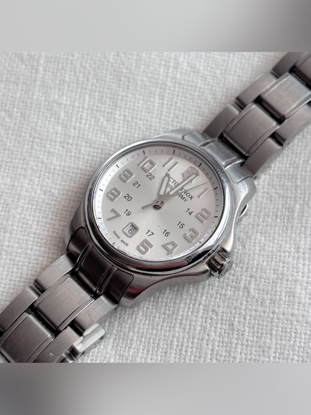 Victorinox Swiss Army Stainless Steel Sapphire Crystal Water Resistant Watch